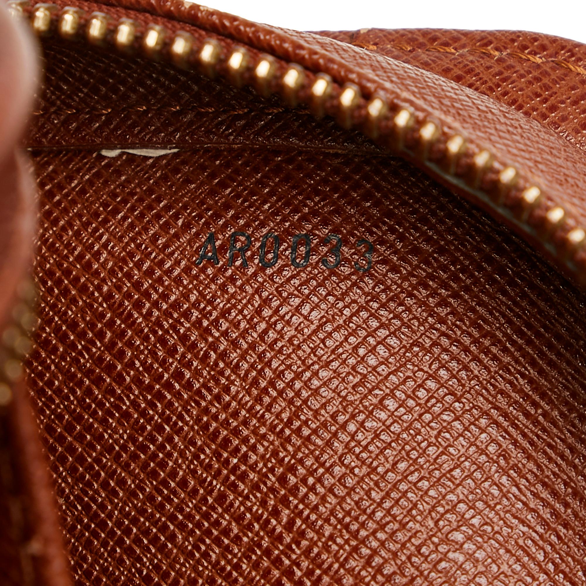 Louis Vuitton Monogram Orsay (SHG-35702)