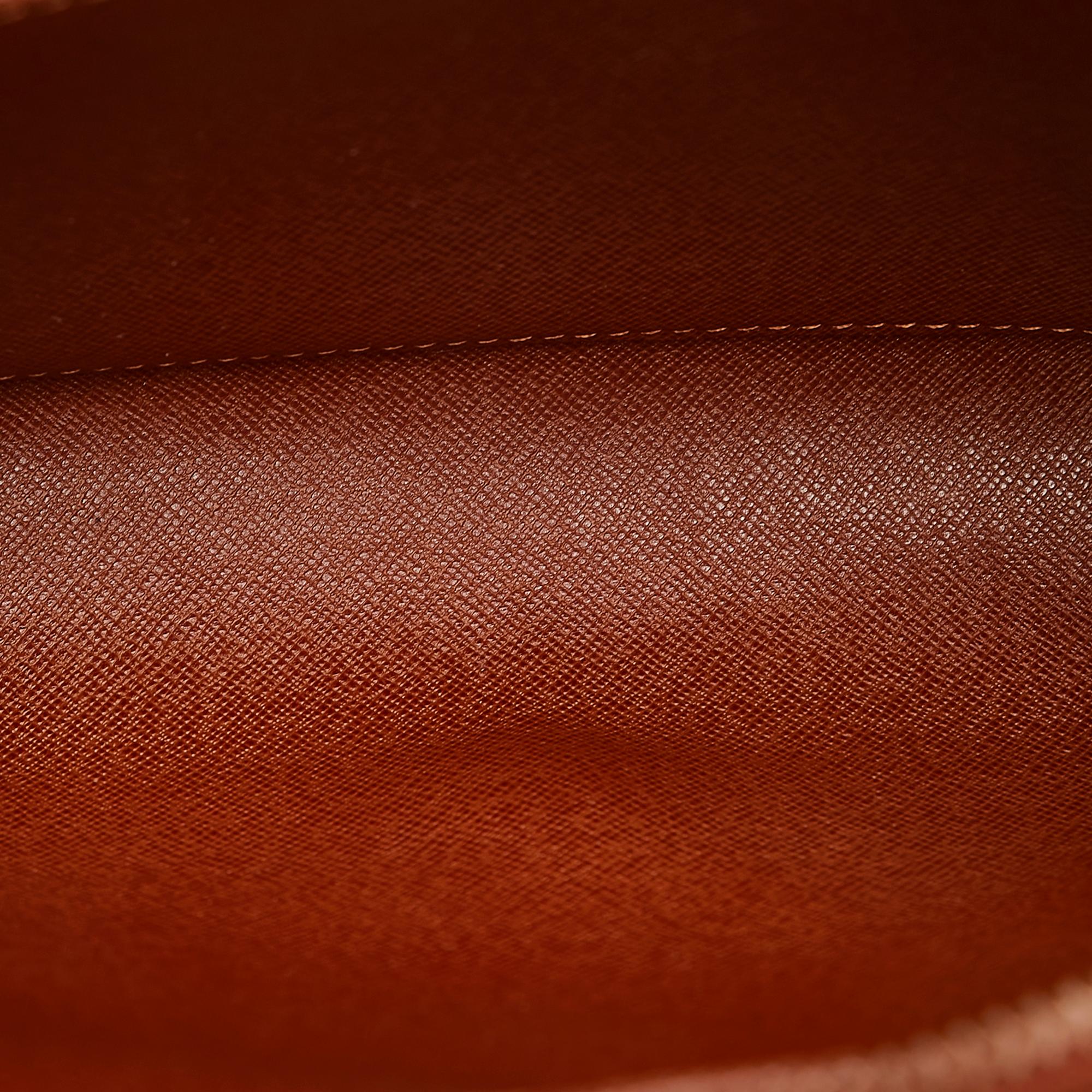 Louis Vuitton Monogram Orsay (SHG-35702)