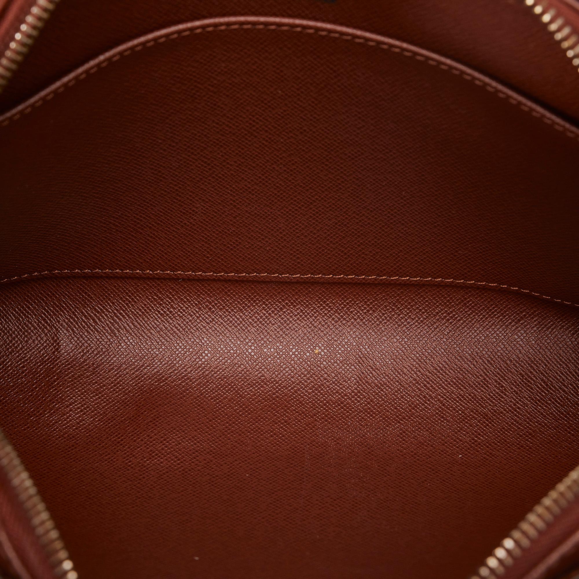 Louis Vuitton Monogram Orsay (SHG-pGSMox)