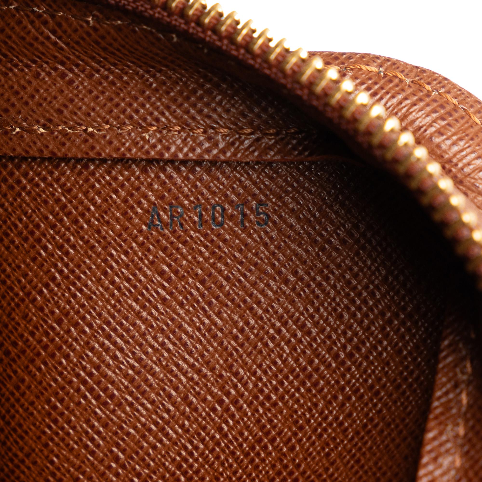 Louis Vuitton Monogram Orsay (SHG-M0zDww)