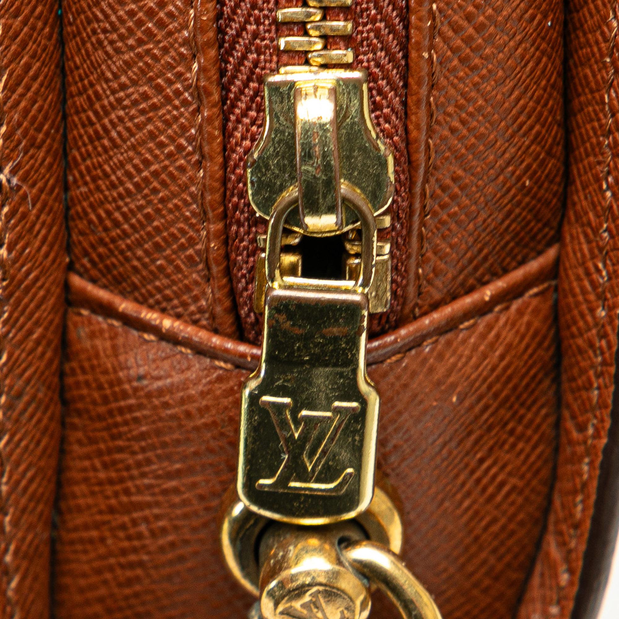 Louis Vuitton Monogram Orsay (SHG-QQOxML)