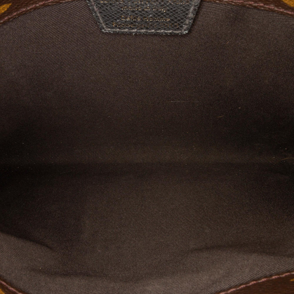 Louis Vuitton Monogram Pacific Outdoor Pouch (SHG-xVf7t5)