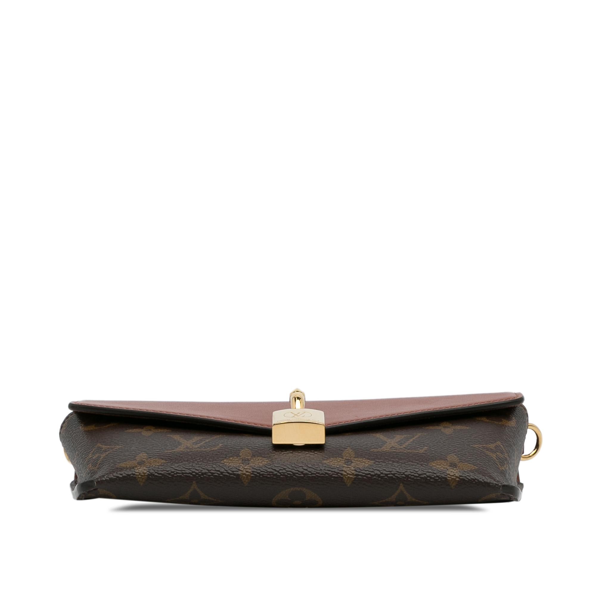 Louis Vuitton Monogram Padlock on Strap (SHG-AhHERN)