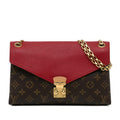 Louis Vuitton Monogram Pallas Chain (SHG-Hv7Fbu)