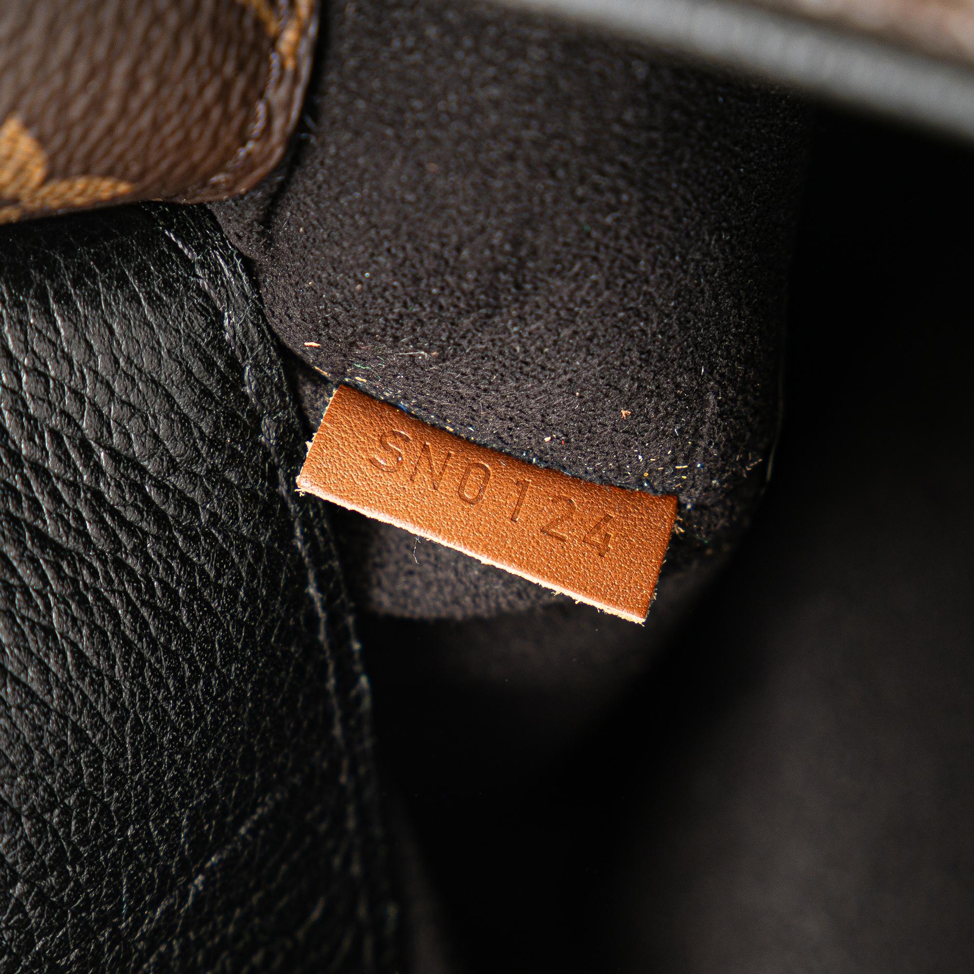 Louis Vuitton Monogram Pallas MM (SHG-4yLE0t)