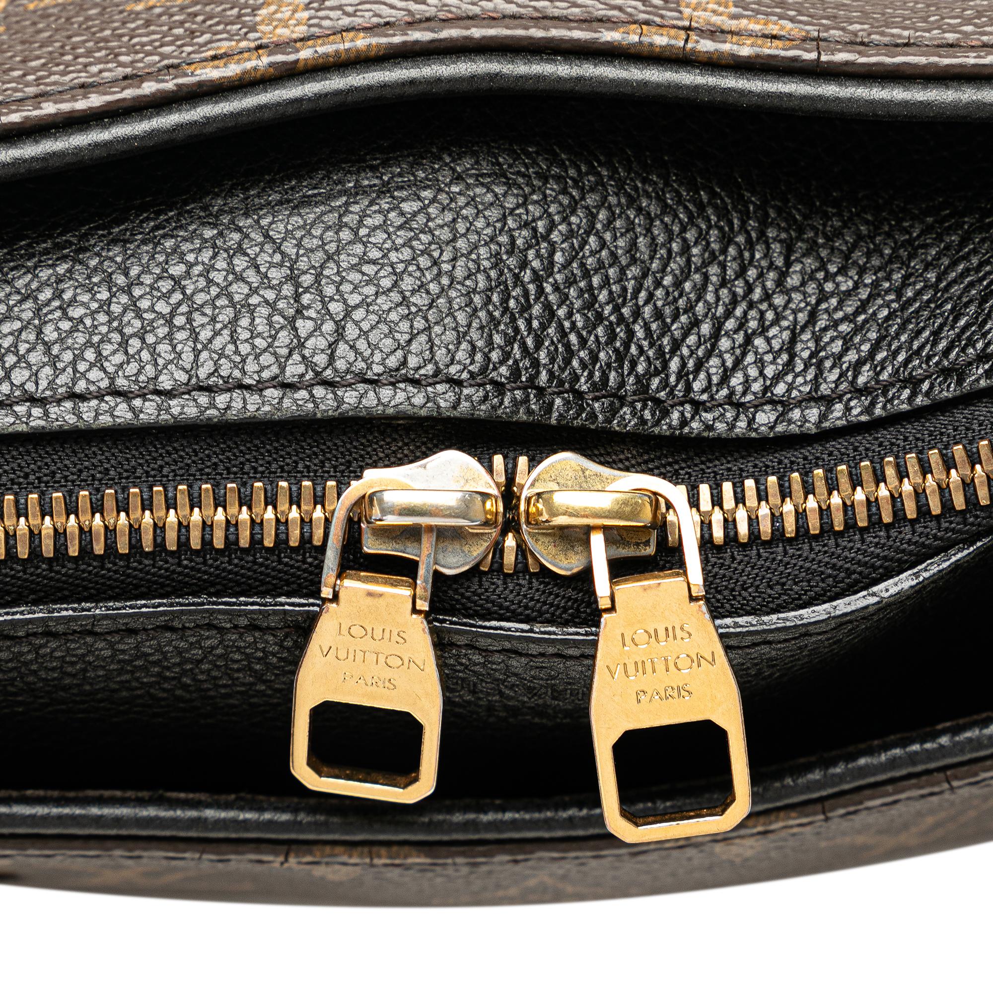 Louis Vuitton Monogram Pallas MM (SHG-4yLE0t)