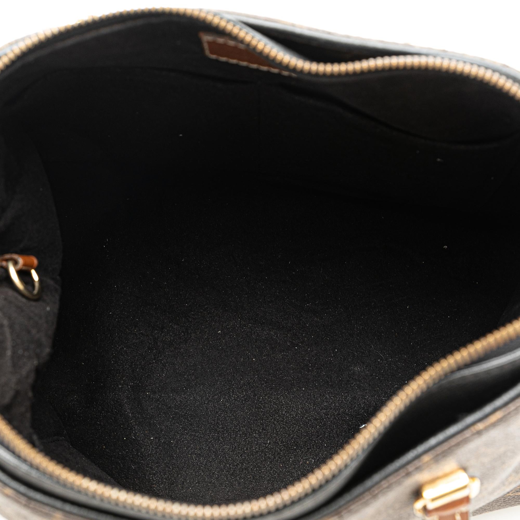 Louis Vuitton Monogram Pallas MM (SHG-4yLE0t)