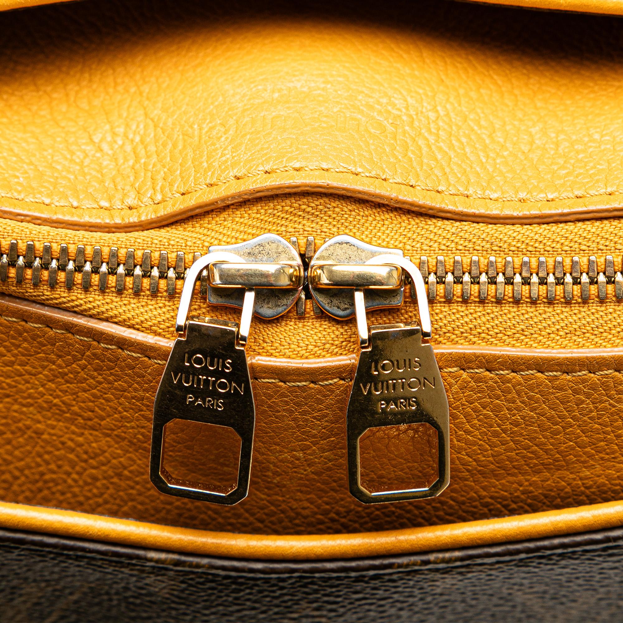 Louis Vuitton Monogram Pallas MM (SHG-kSpPQB)