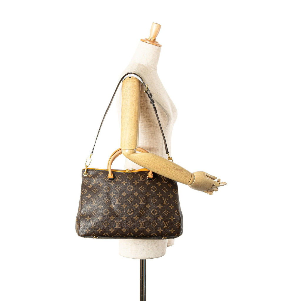 Louis Vuitton Monogram Pallas MM