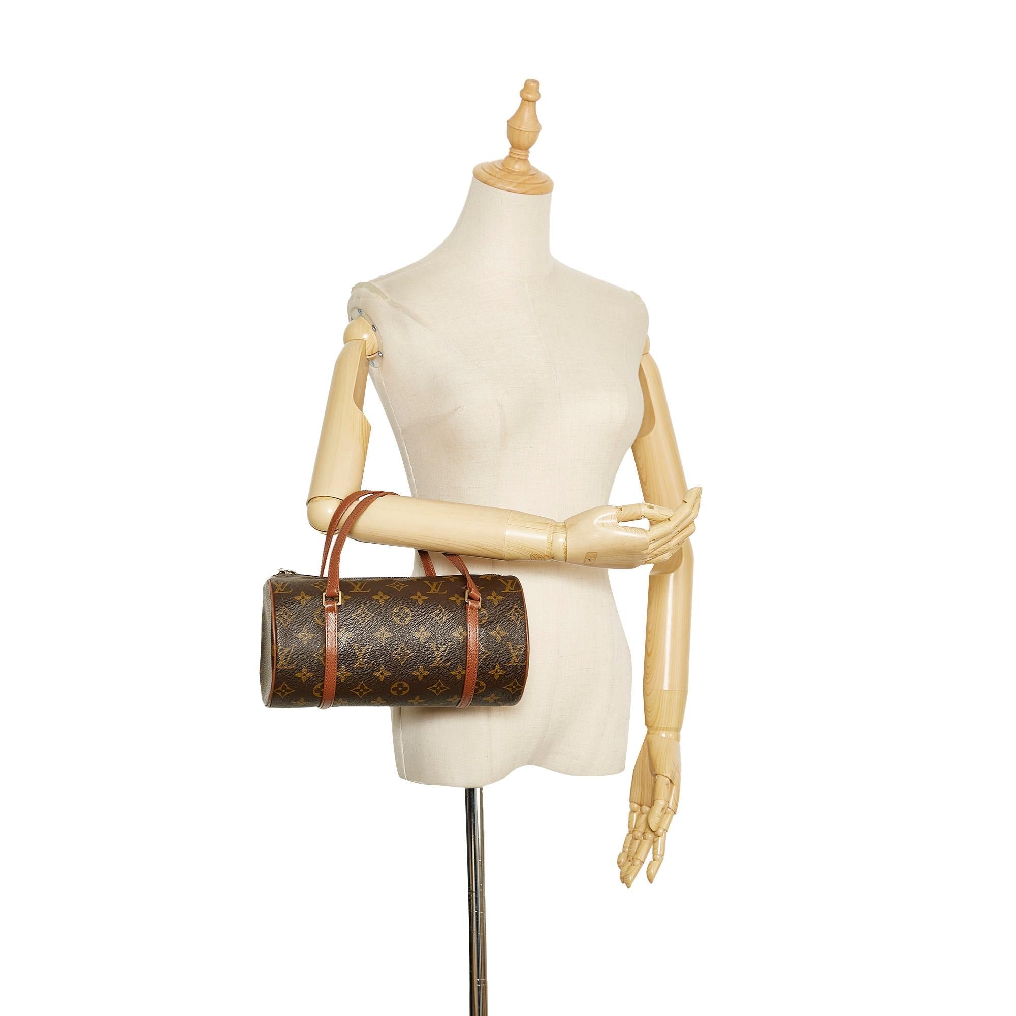 Louis Vuitton Monogram Papillon 26 (SHG-37535)