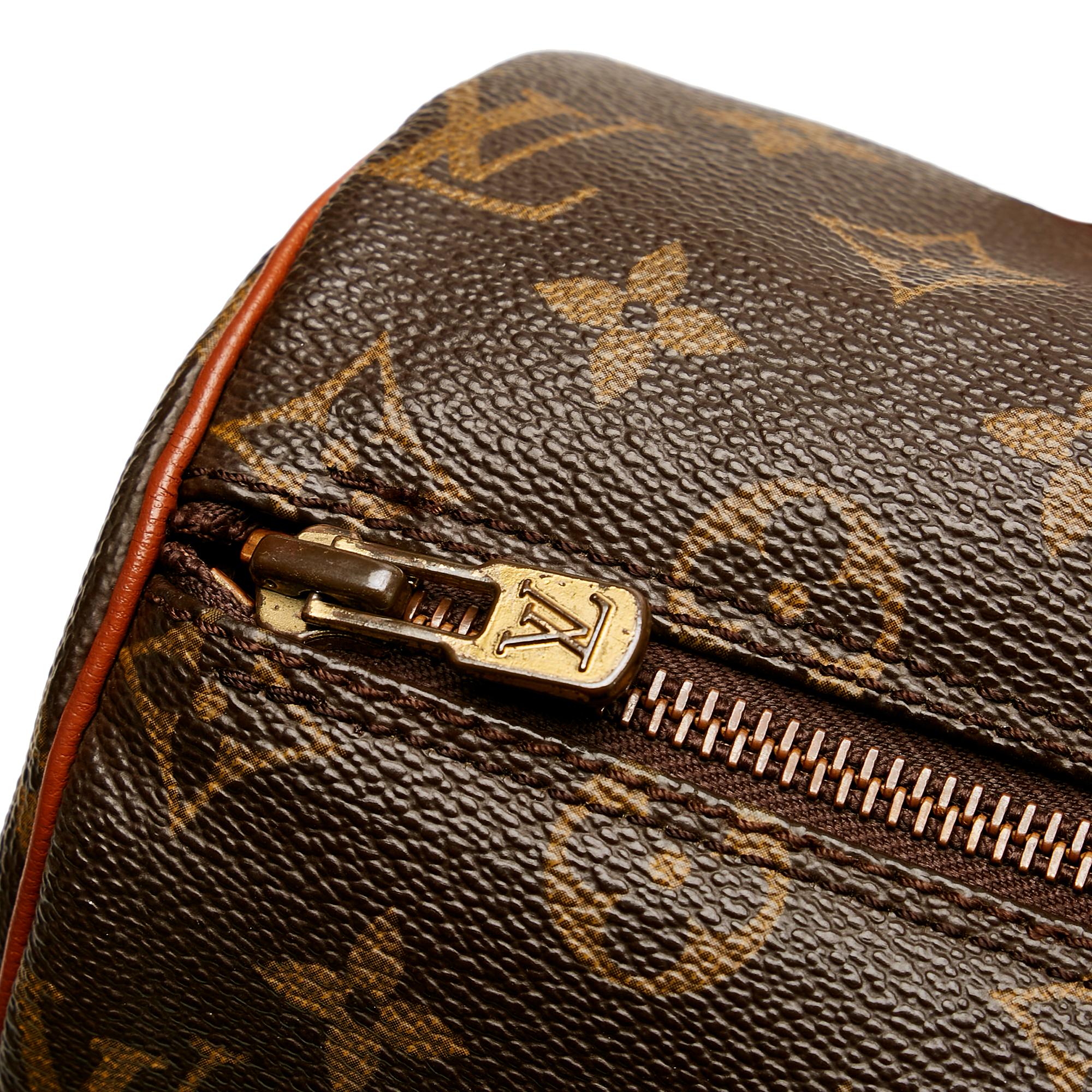 Louis Vuitton Monogram Papillon 26 (SHG-VFjzDN)