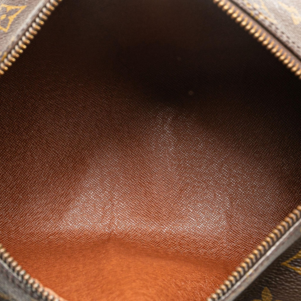 Louis Vuitton Monogram Papillon 26 (SHG-oWNKdj)