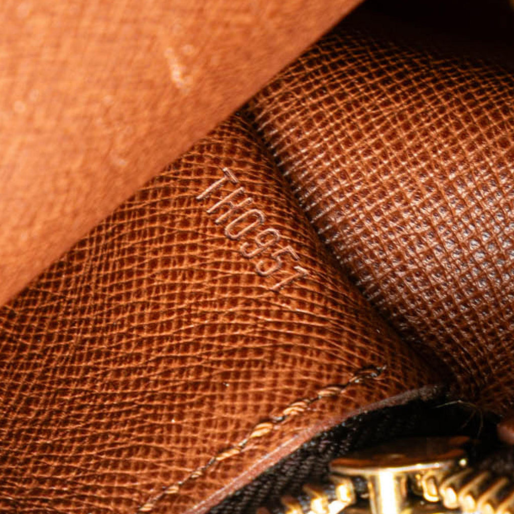 Louis Vuitton Monogram Papillon 26
