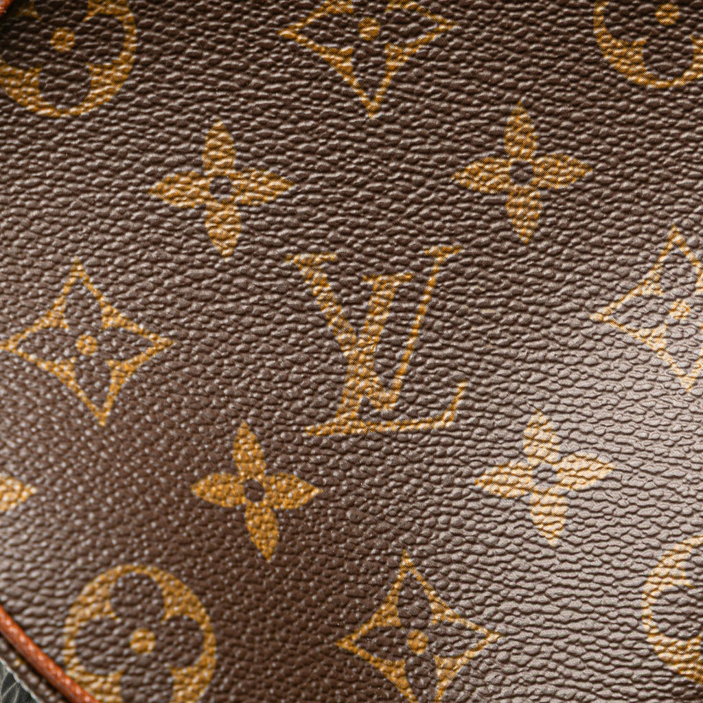 Louis Vuitton Monogram Papillon 26