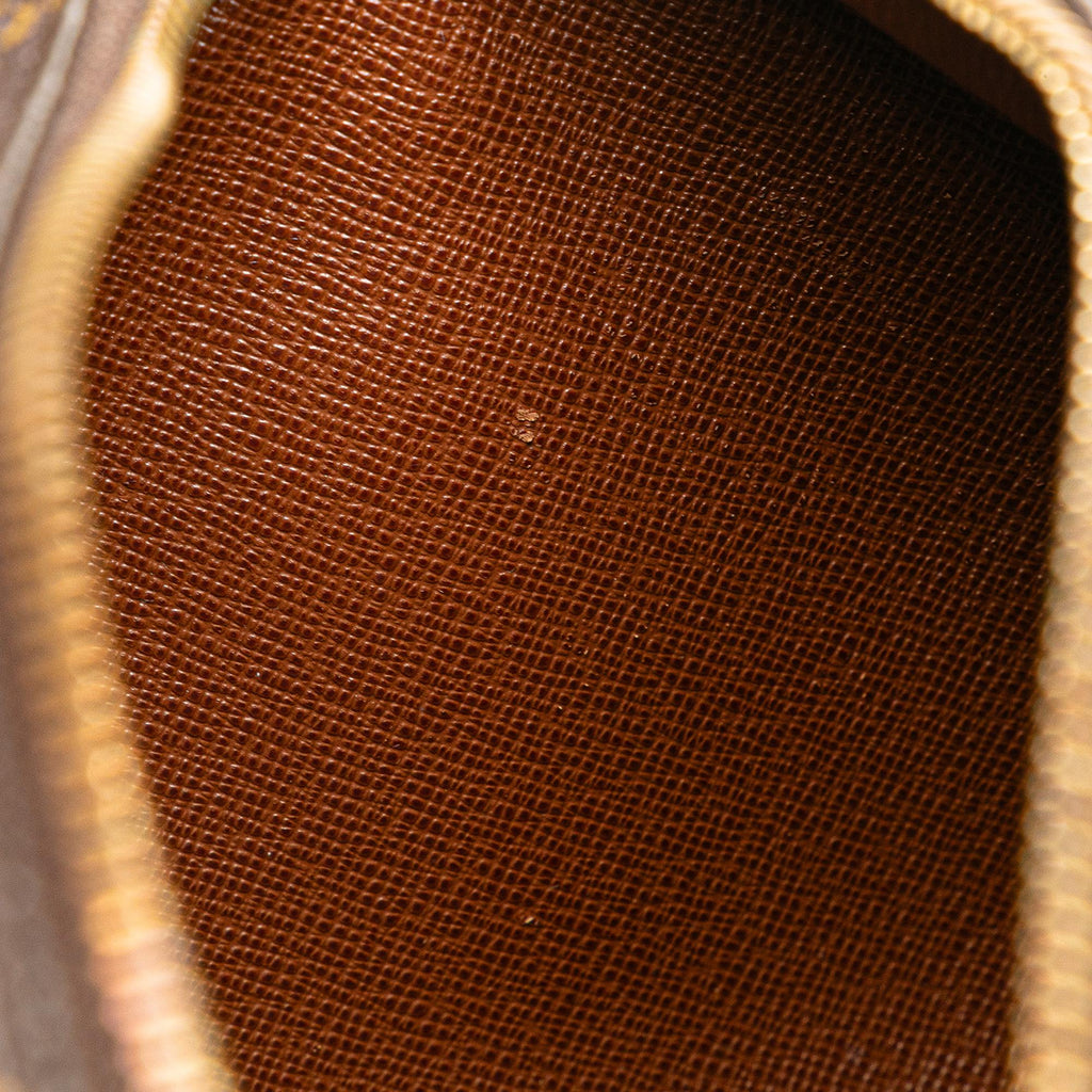 Louis Vuitton Monogram Papillon 26