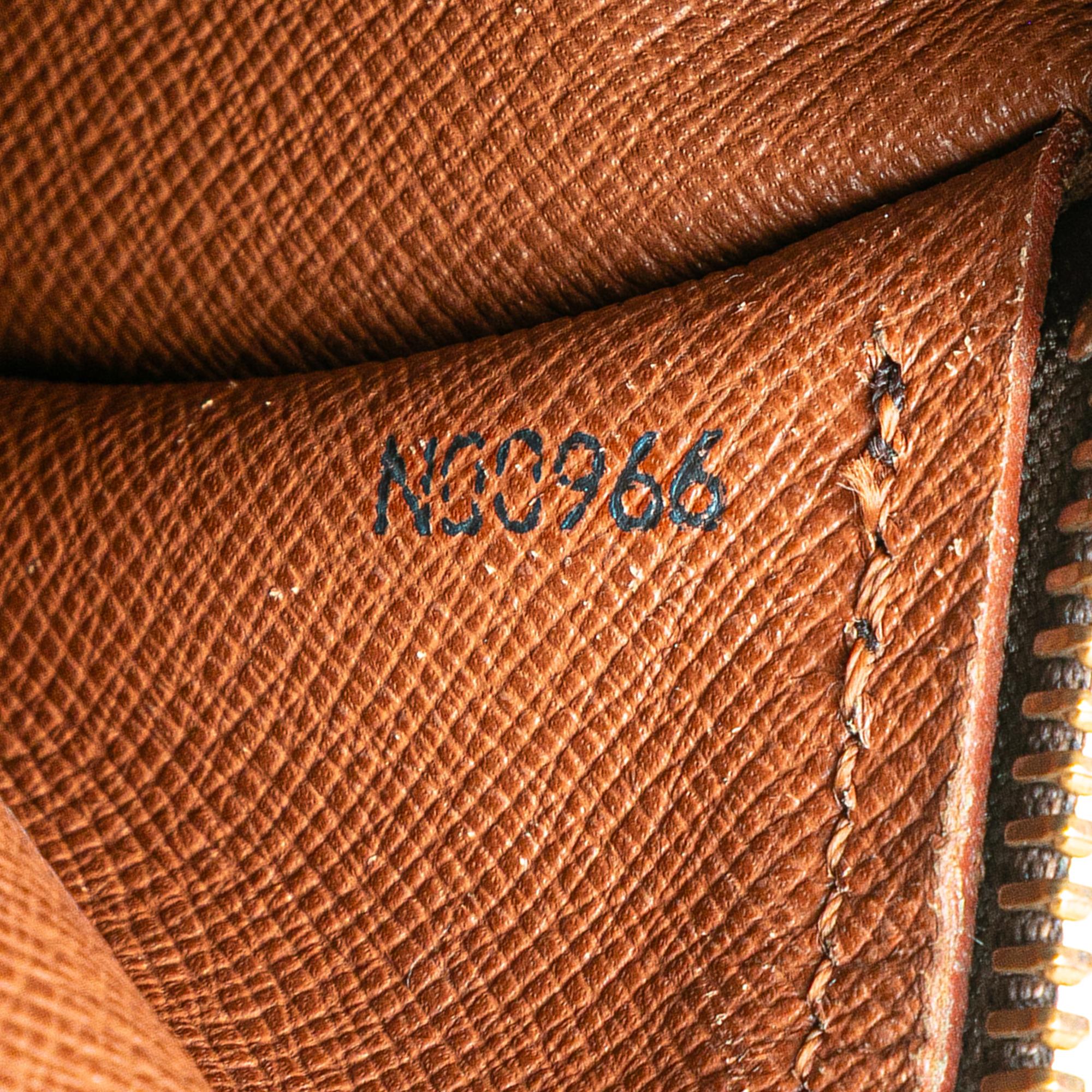 Louis Vuitton Monogram Papillon 26