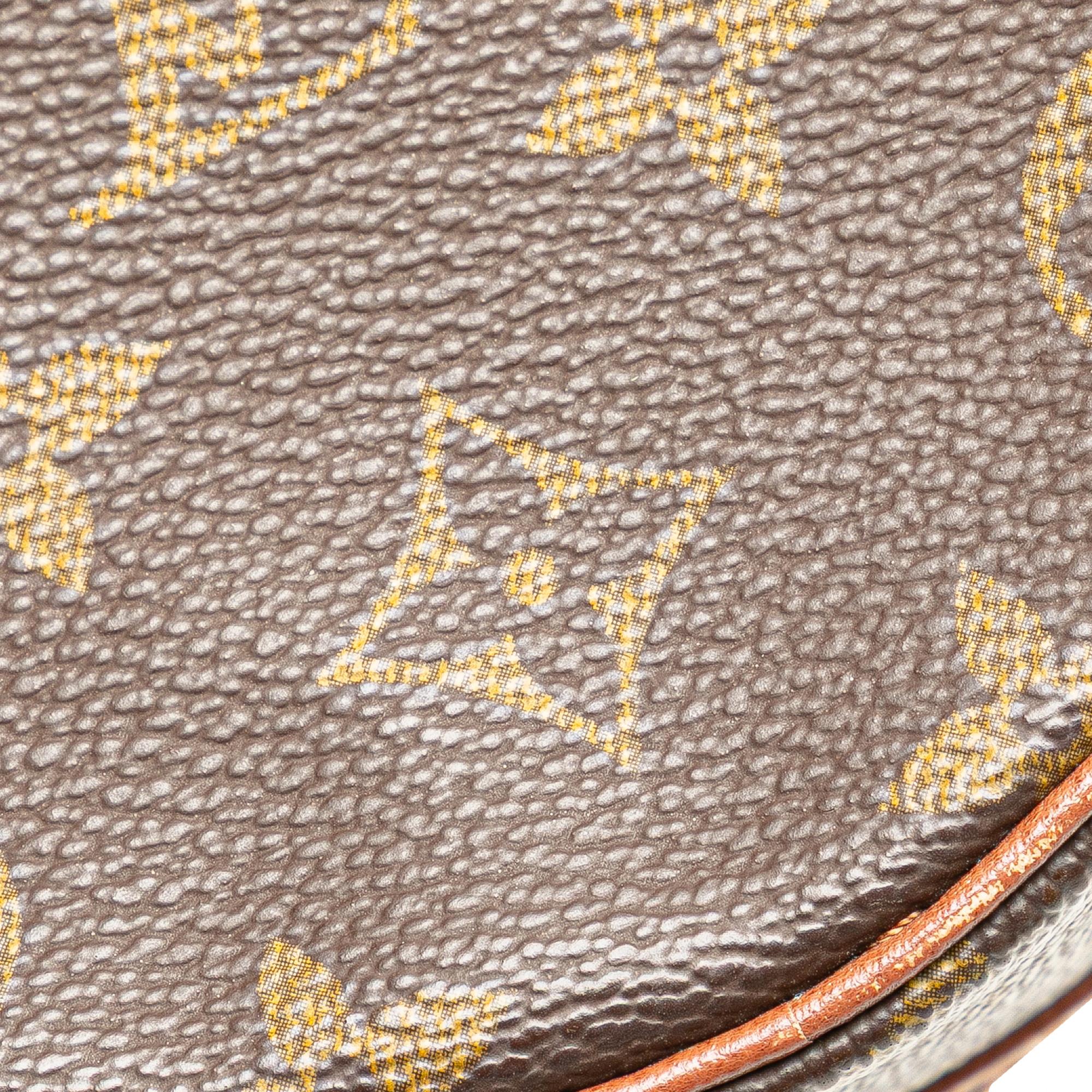 Louis Vuitton Monogram Papillon 26