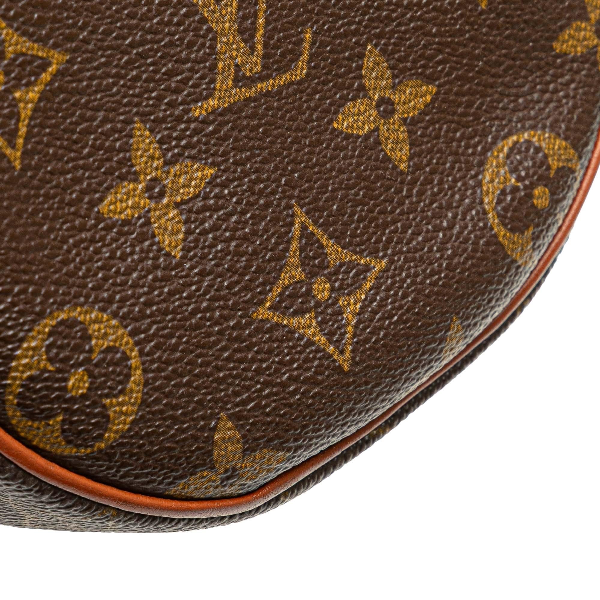 Louis Vuitton Monogram Papillon 26
