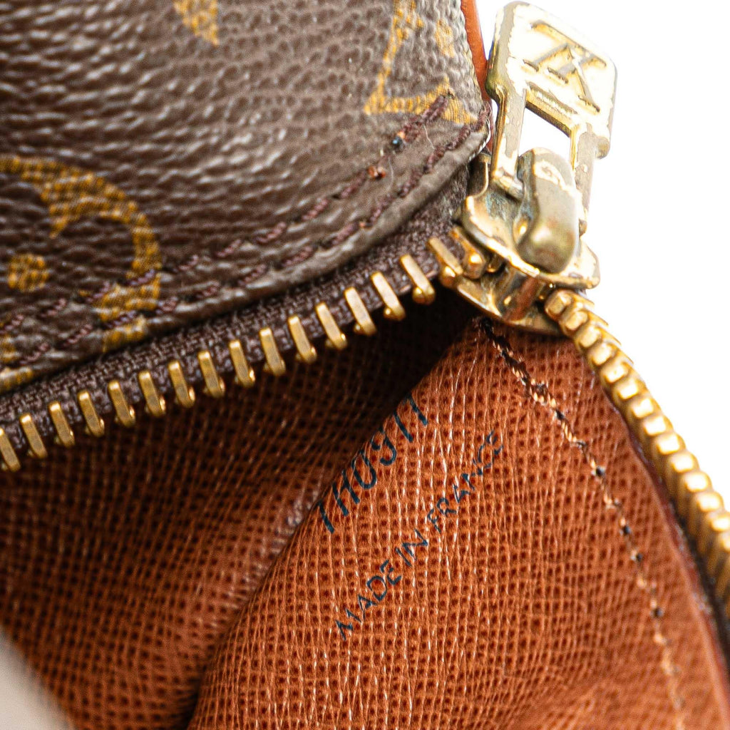 Louis Vuitton Monogram Papillon 26
