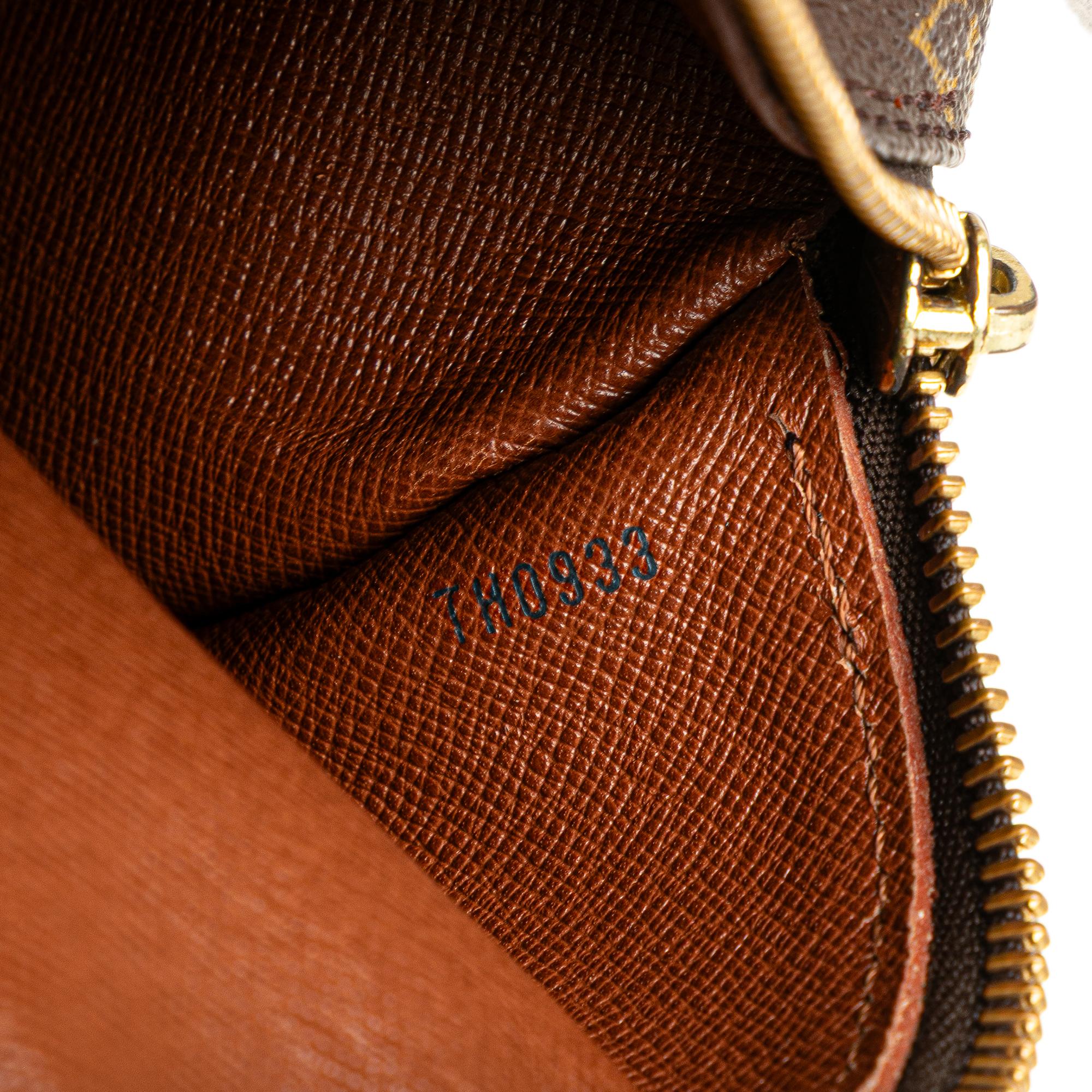 Louis Vuitton Monogram Papillon 26