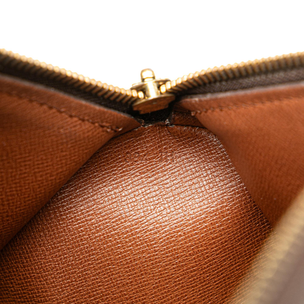 Louis Vuitton Monogram Papillon 26