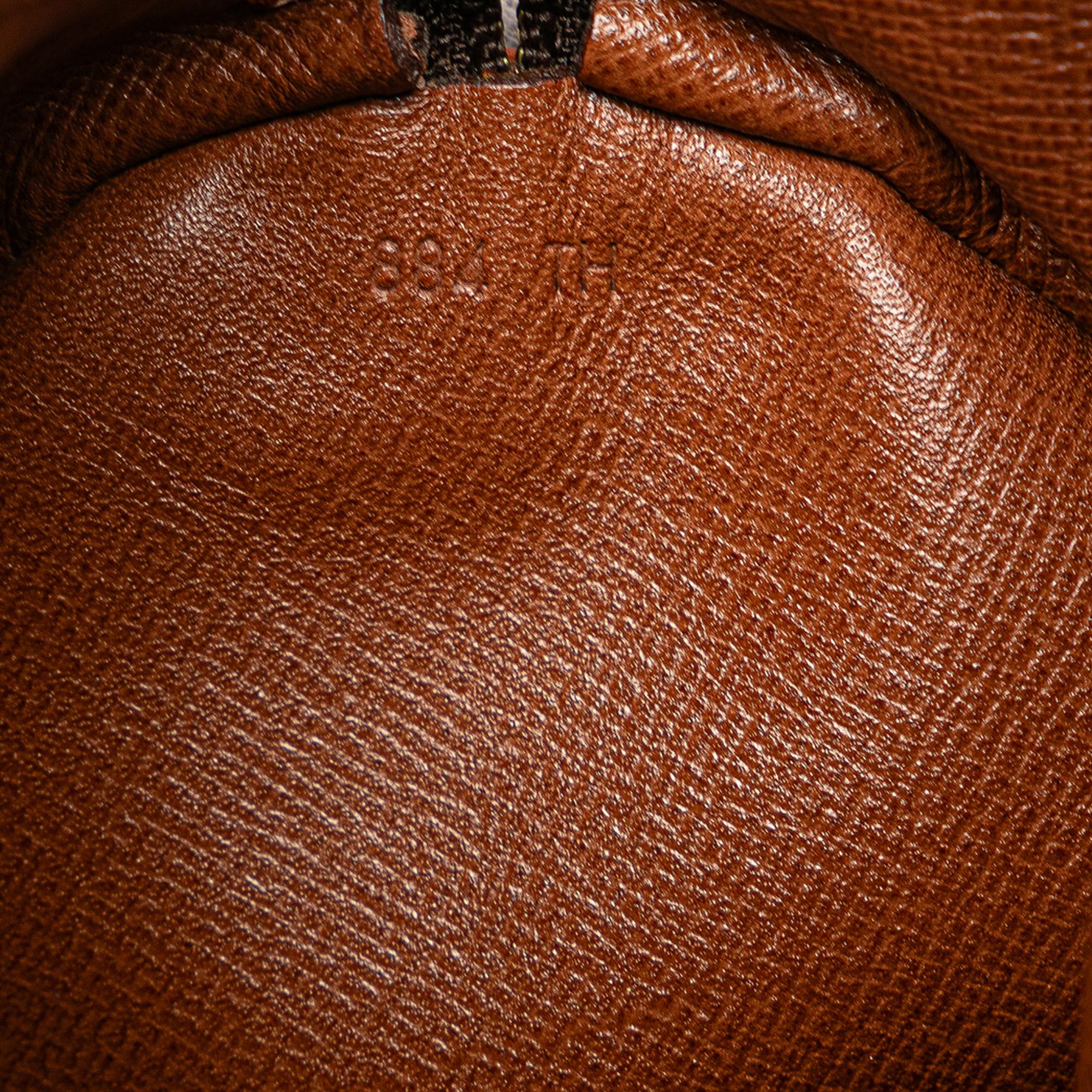 Louis Vuitton Monogram Papillon 26
