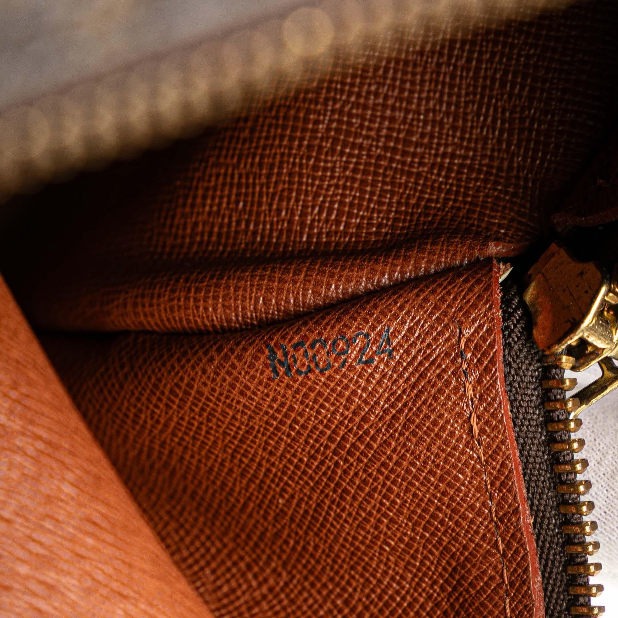 Louis Vuitton Monogram Papillon 26