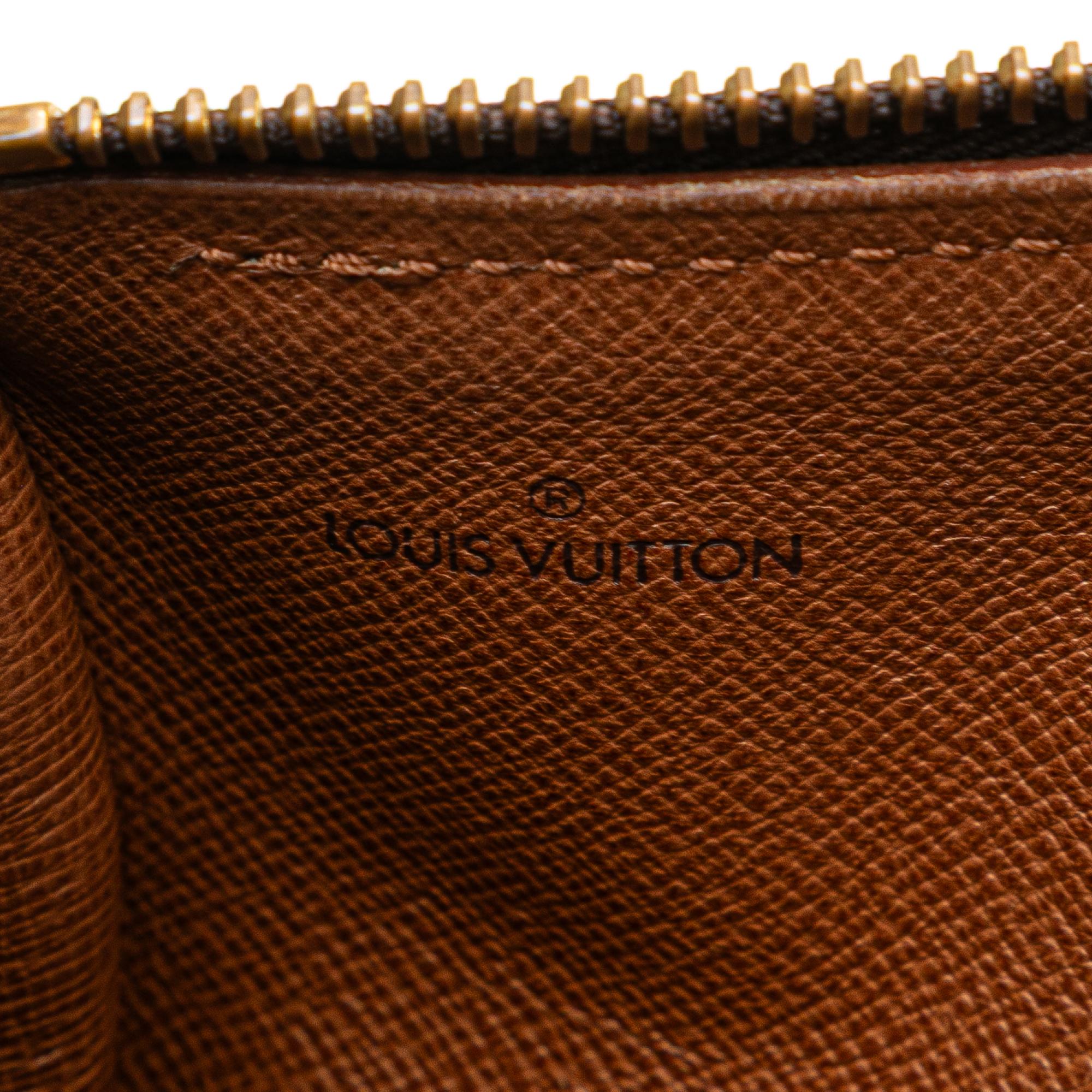 Louis Vuitton Monogram Papillon 26