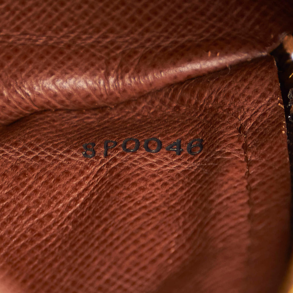 Louis Vuitton Monogram Papillon 28 (SHG-29879)