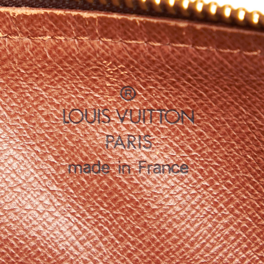 Louis Vuitton Monogram Papillon 28 (SHG-29879)