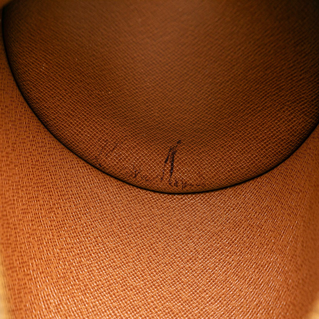 Louis Vuitton Monogram Papillon 28 (SHG-pJpq0o)