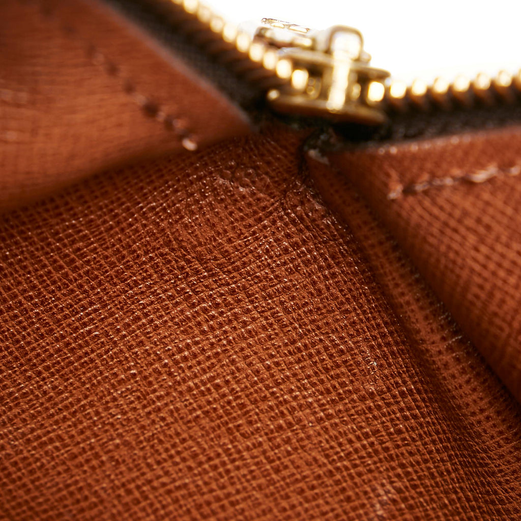 Louis Vuitton Monogram Papillon 30 (SHG-32416)