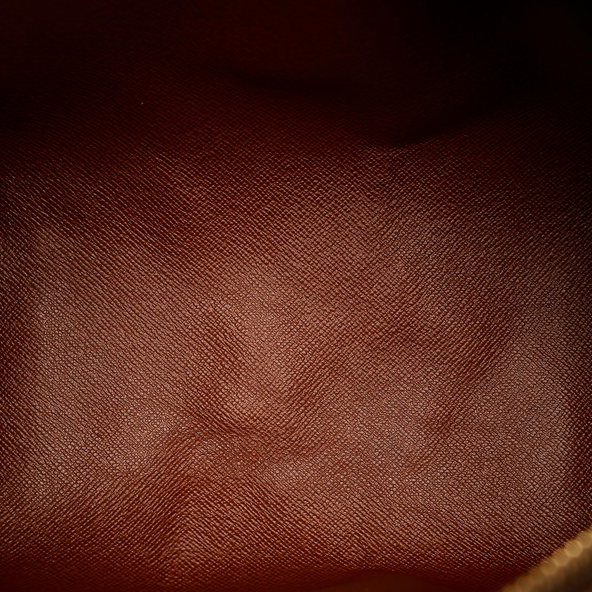 Louis Vuitton Monogram Papillon 30 (SHG-34407)