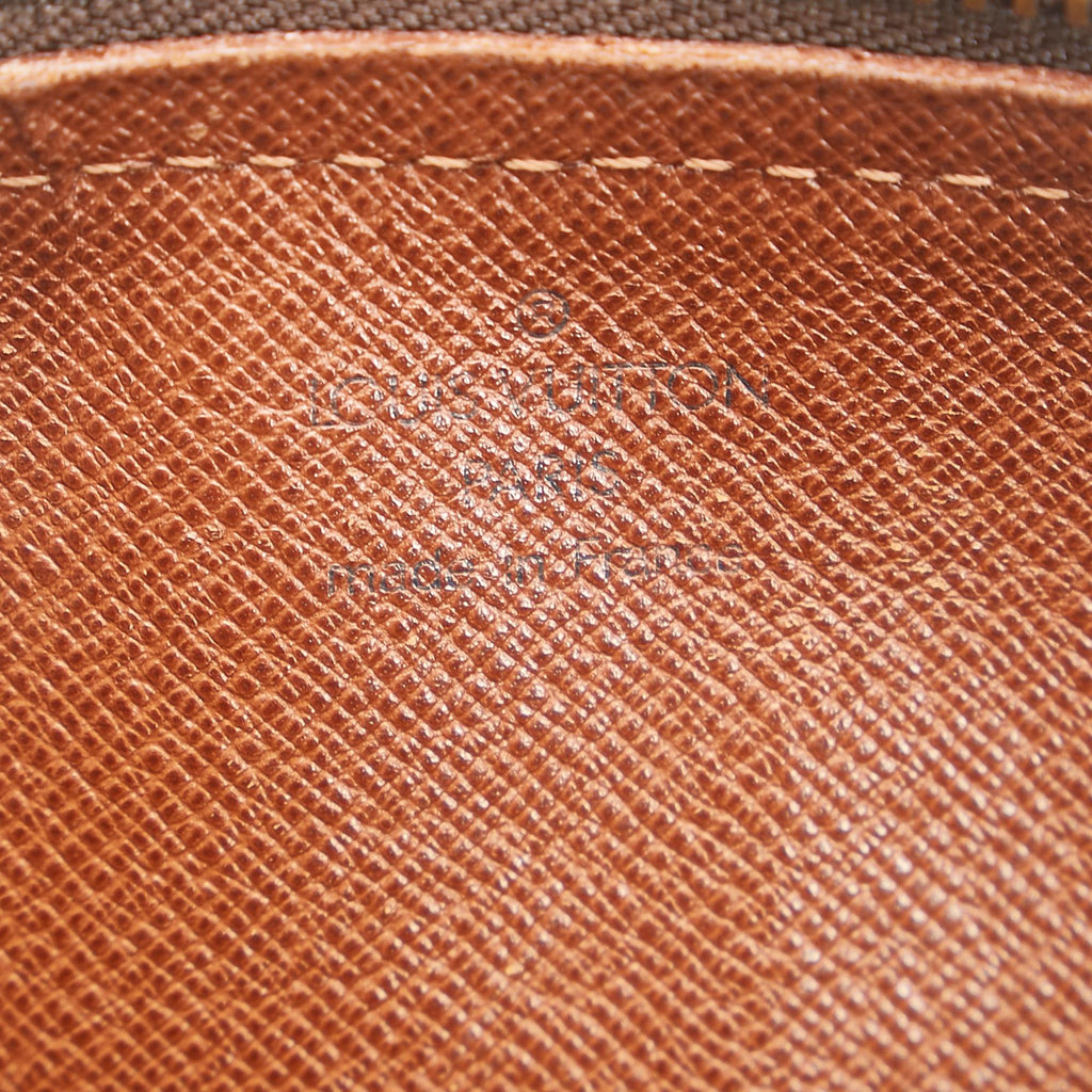 Louis Vuitton Monogram Papillon 30 (SHG-35676)