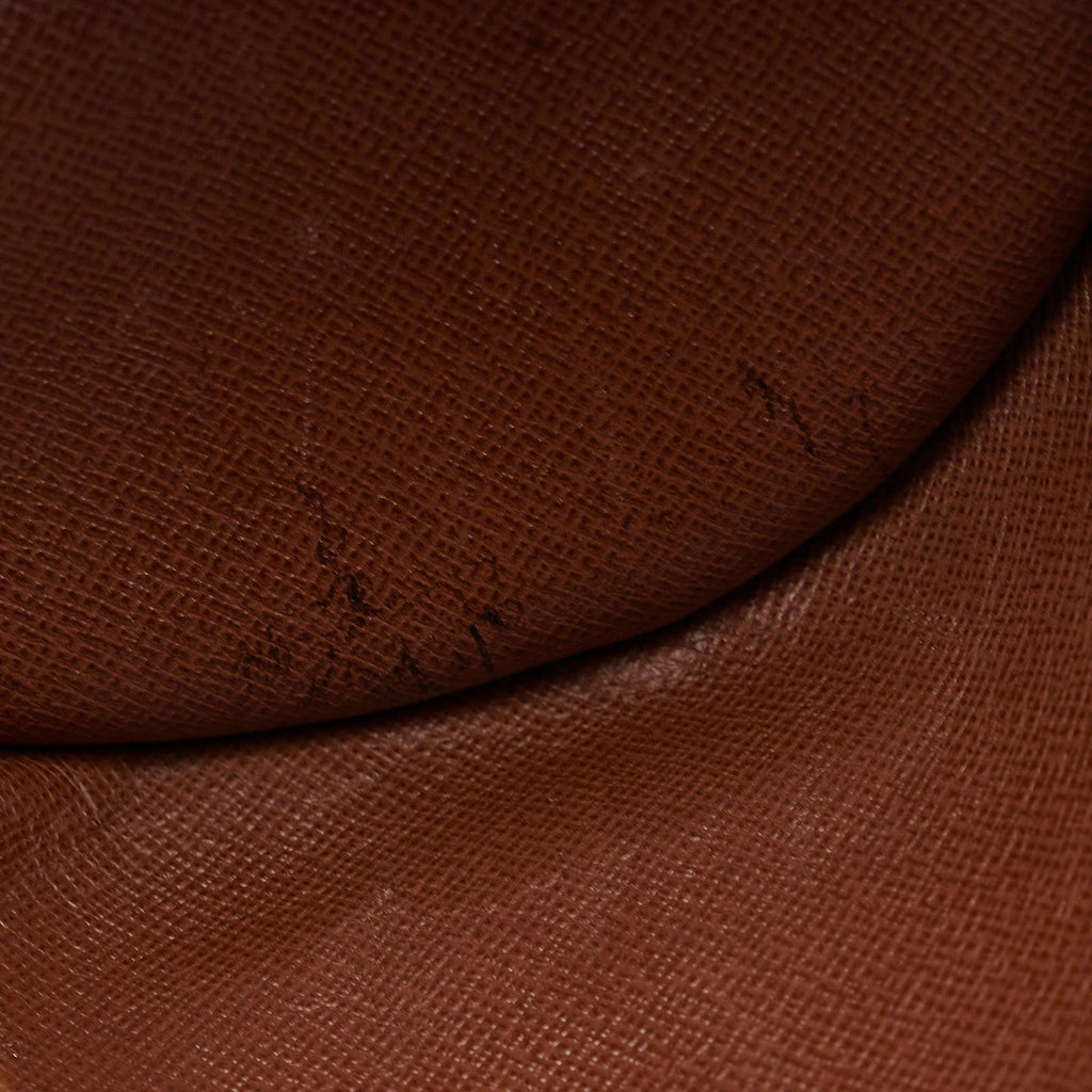 Louis Vuitton Monogram Papillon 30 (SHG-Akmg8t)