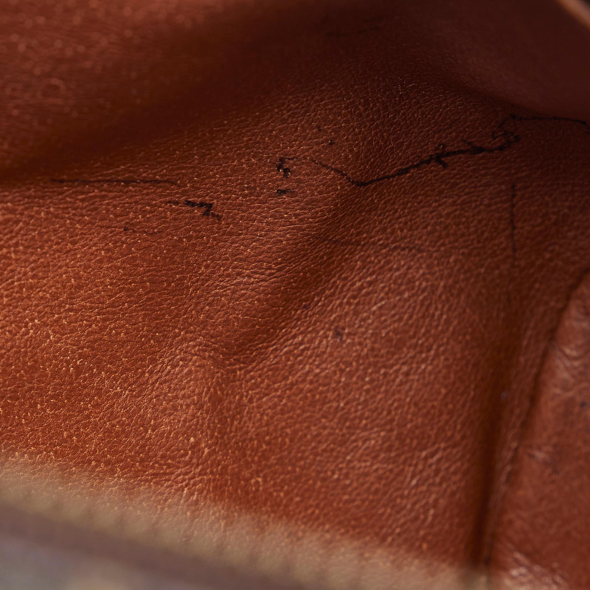 Louis Vuitton Monogram Papillon 30 (SHG-9XKayY)