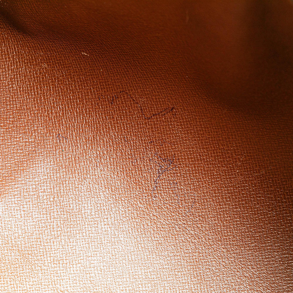 Louis Vuitton Monogram Papillon 30 (SHG-GWzfn2)