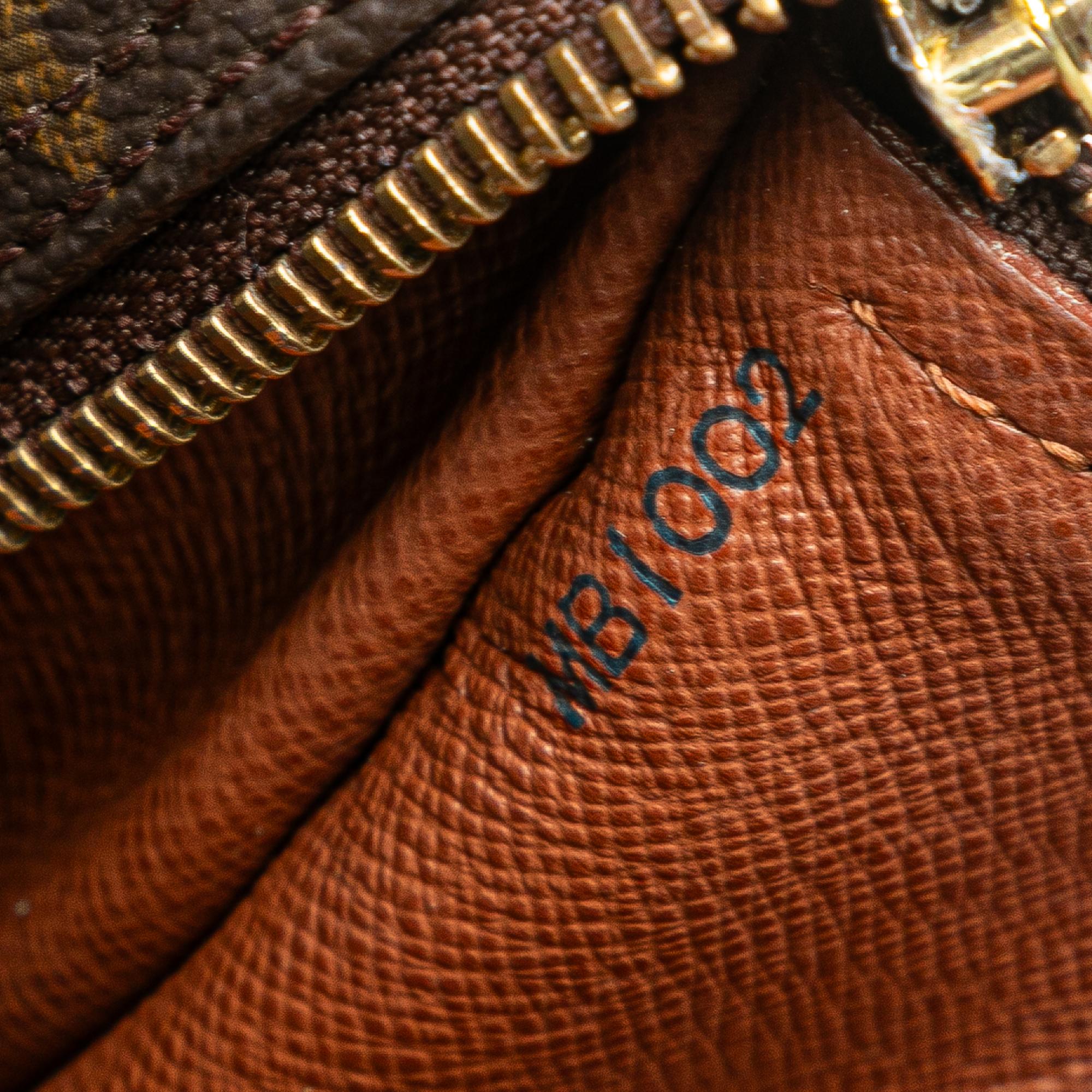 Louis Vuitton Monogram Papillon 30 (SHG-3L683v)