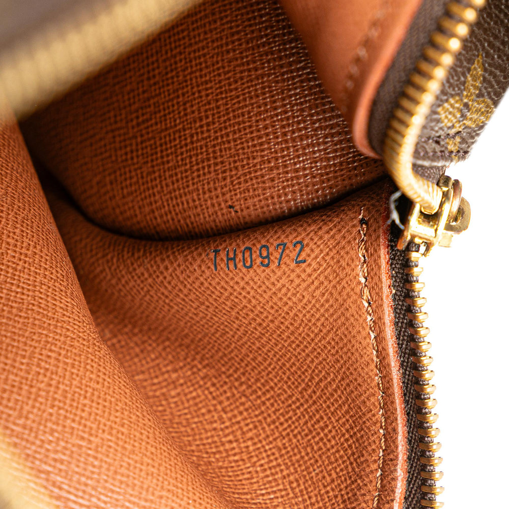 Louis Vuitton Monogram Papillon 30