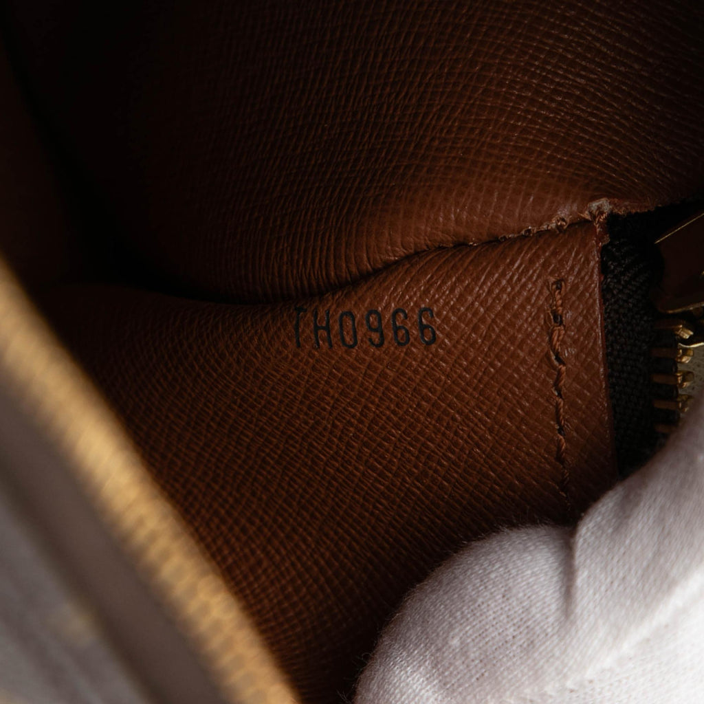 Louis Vuitton Monogram Papillon 30