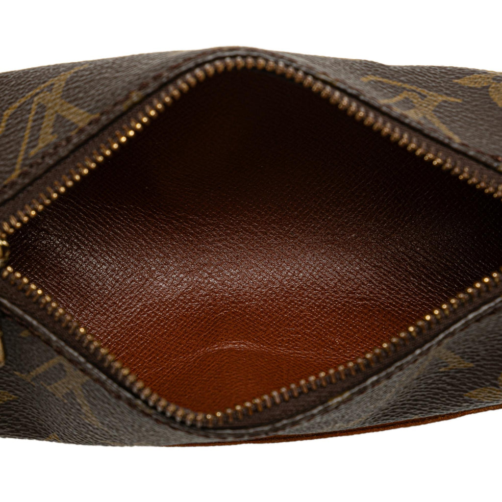 Louis Vuitton Monogram Papillon Pochette (SHG-f9gbbK)