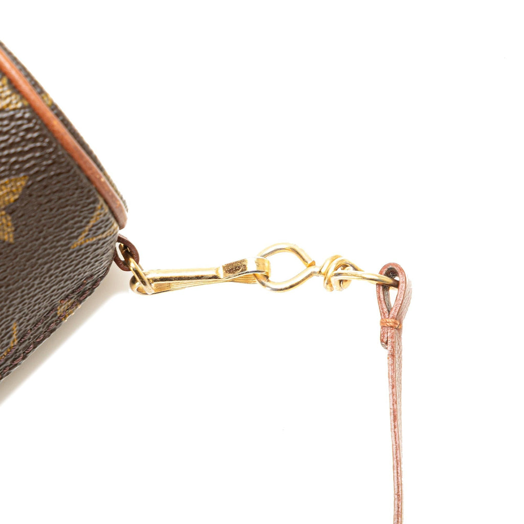 Louis Vuitton Monogram Papillon Pochette