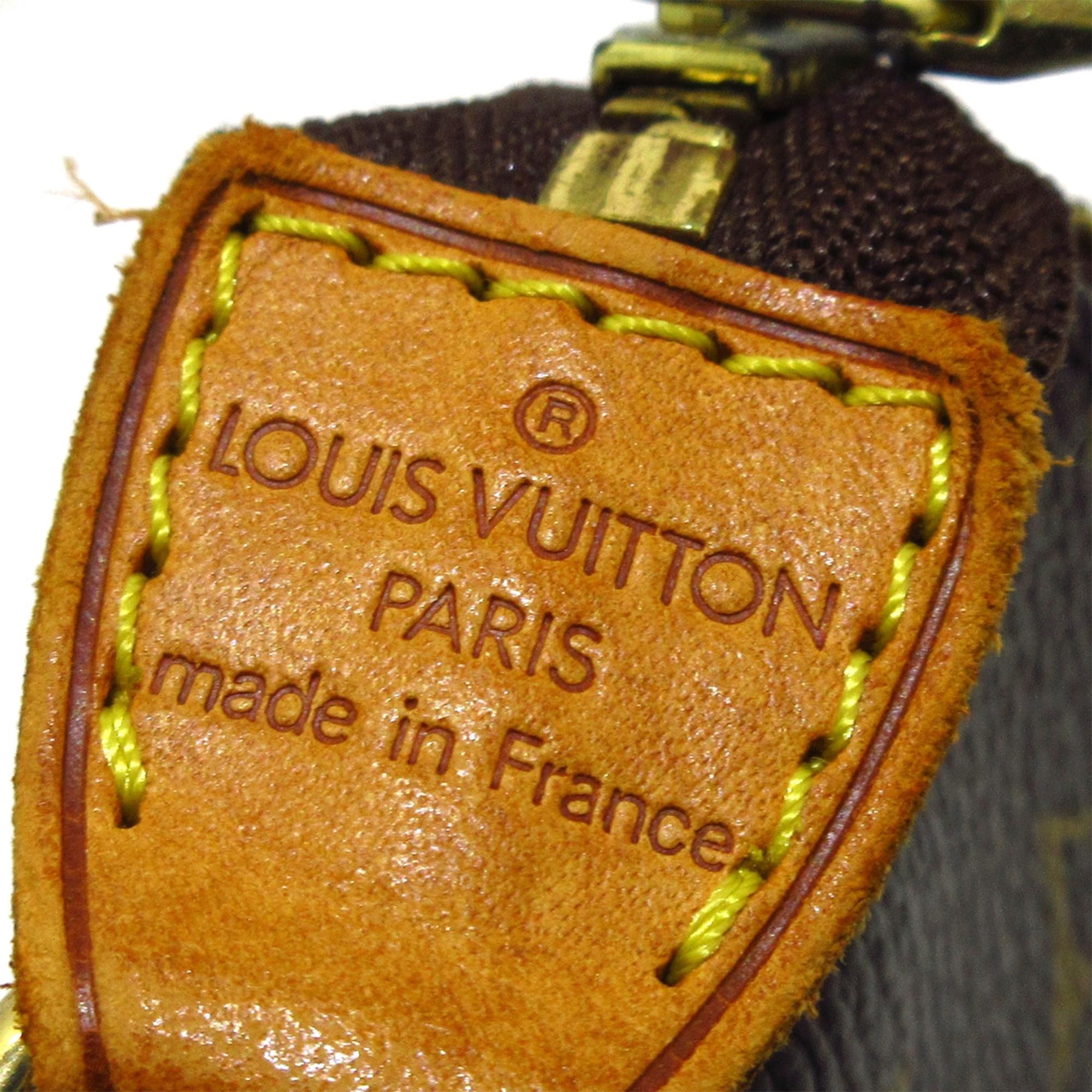 Louis Vuitton Monogram Patch Mini Pochette Accessoires (SHG-q06hOa)