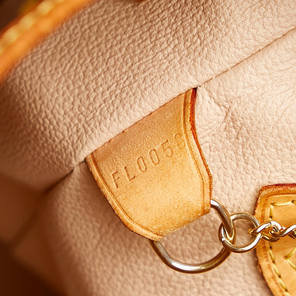 Louis Vuitton Monogram Petit Bucket Bag (SHG-31489)