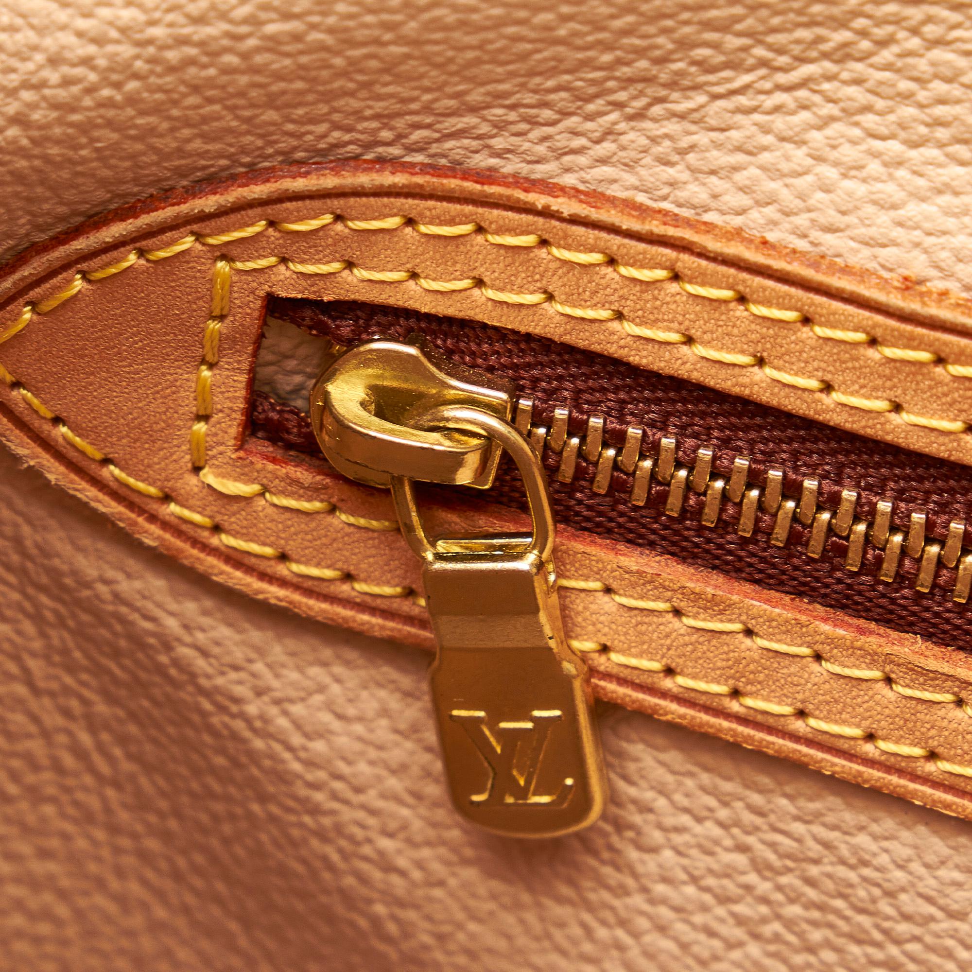 Louis Vuitton Monogram Petit Bucket PM (SHG-PgDTS4)