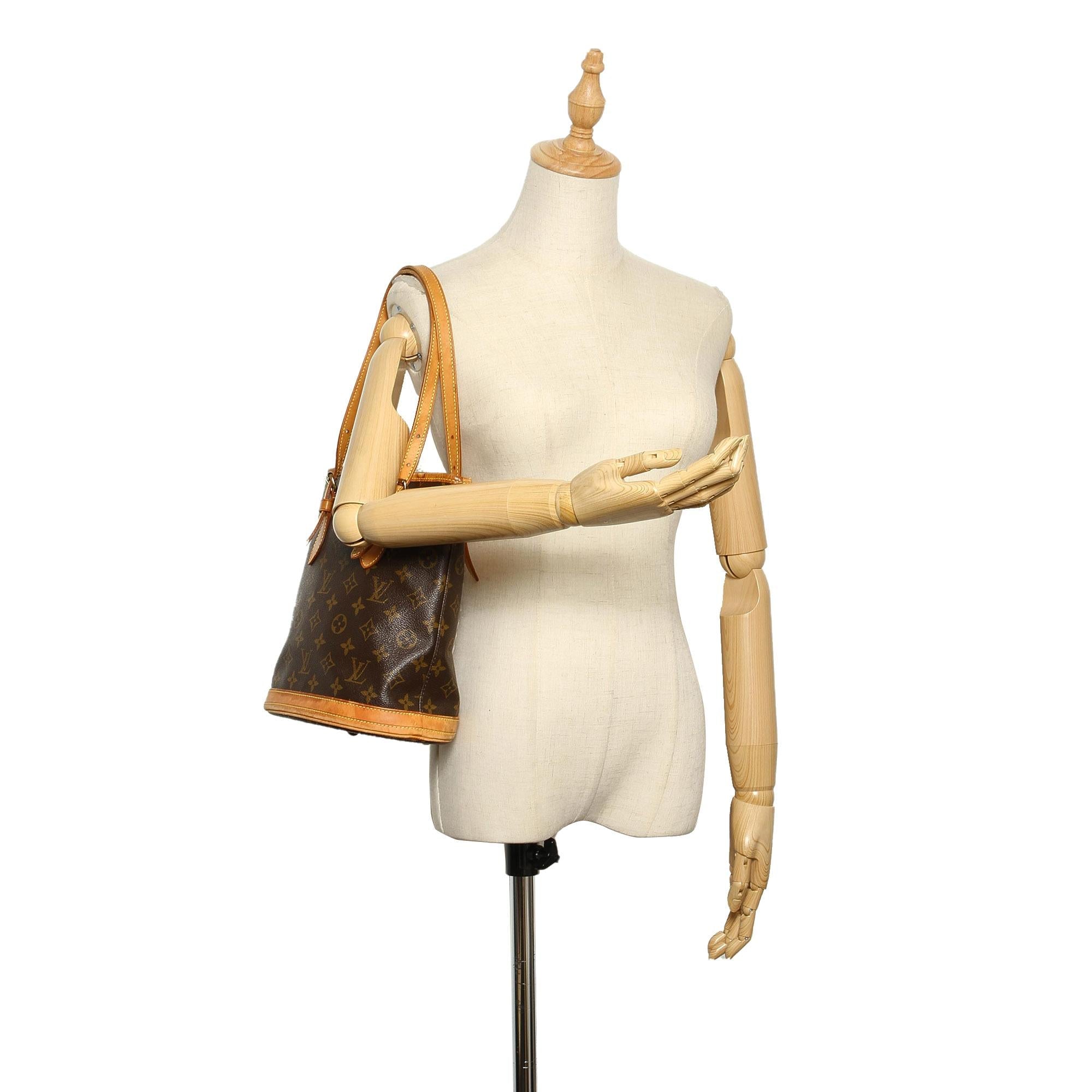 Louis Vuitton Monogram Petit Bucket (SHG-14820)