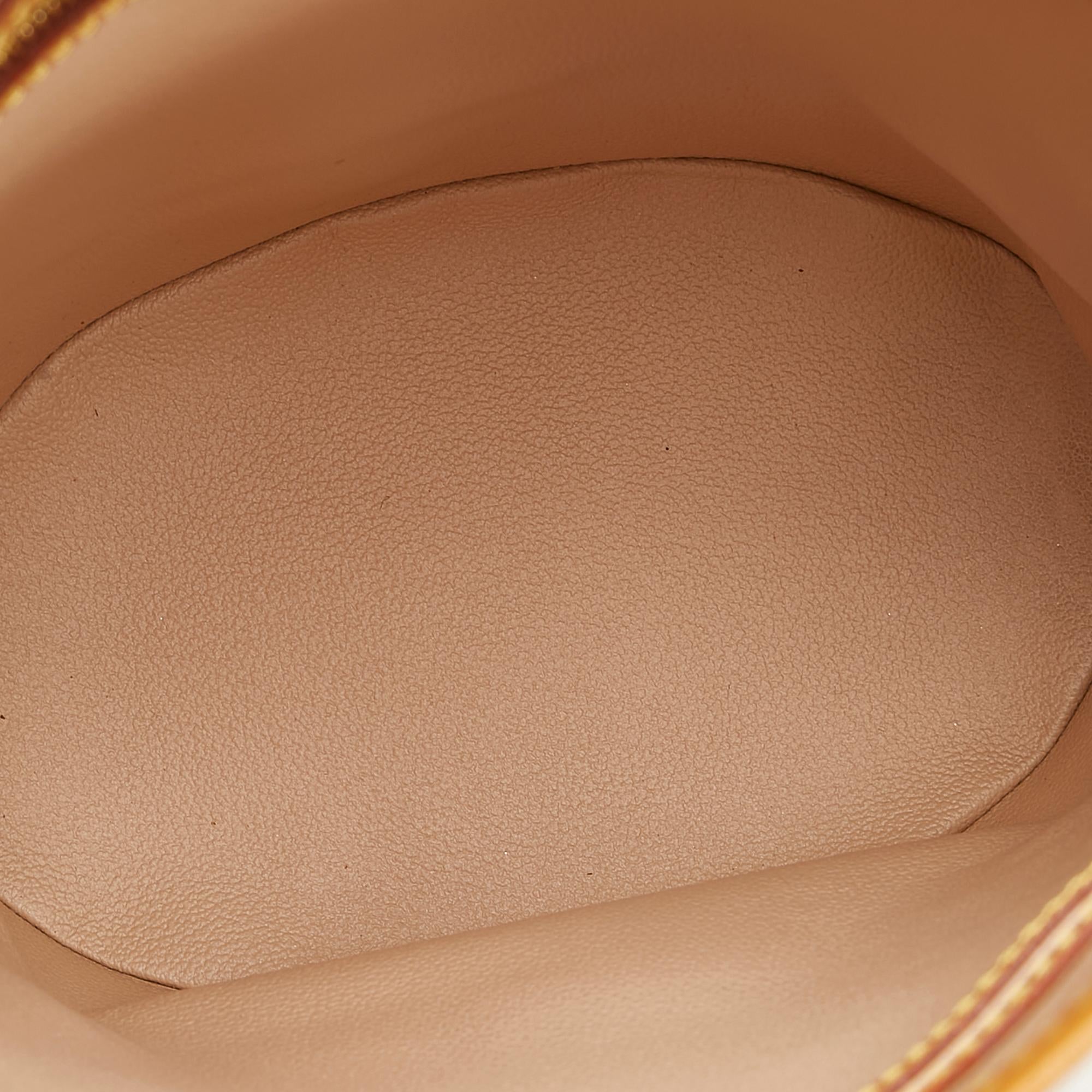 Louis Vuitton Monogram Petit Bucket (SHG-7TTln9)