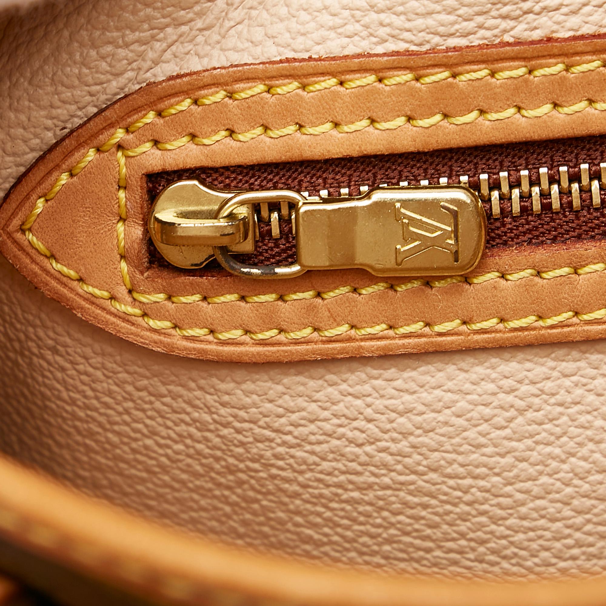 Louis Vuitton Monogram Petit Bucket (SHG-v6zZ4e)
