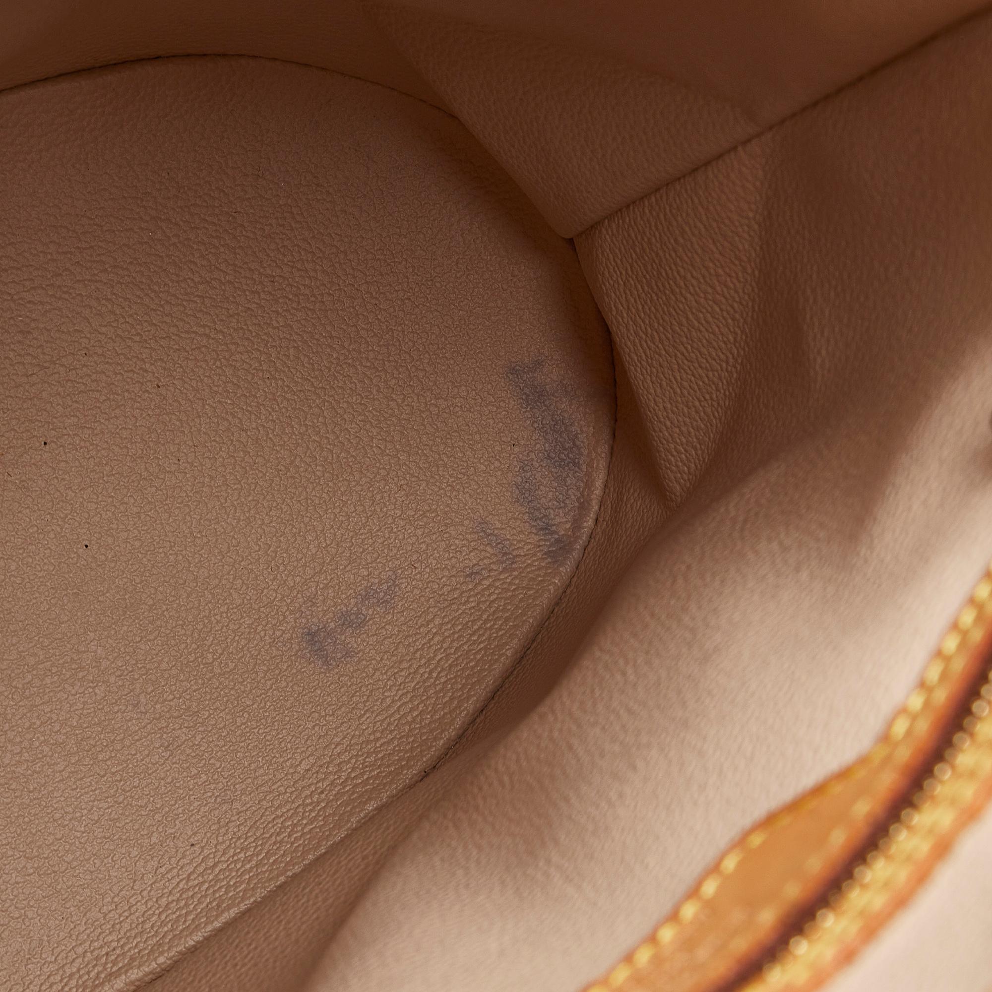 Louis Vuitton Monogram Petit Bucket (SHG-NQ4Yrd)