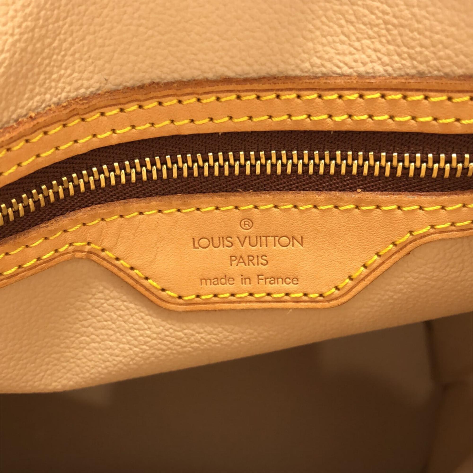 Louis Vuitton Monogram Petit Bucket (SHG-LIjo05)
